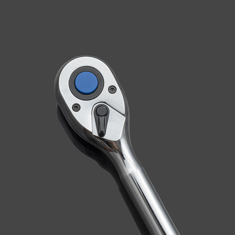 Expansion ratchet wrench