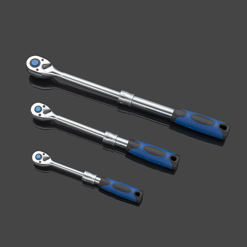 Expansion ratchet wrench